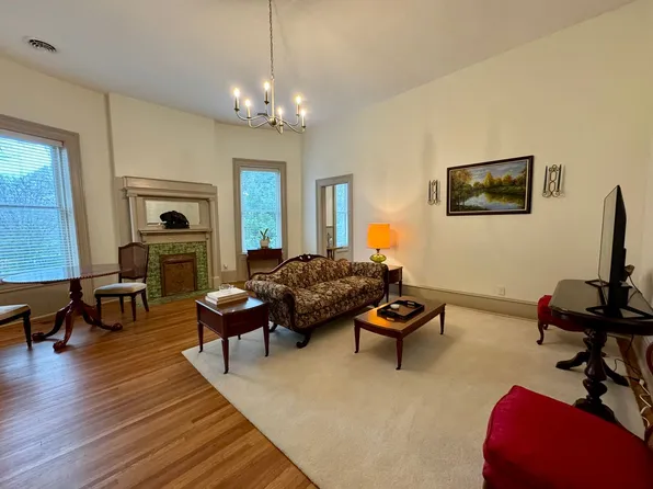 1319 N Main St, South Boston, VA 24592