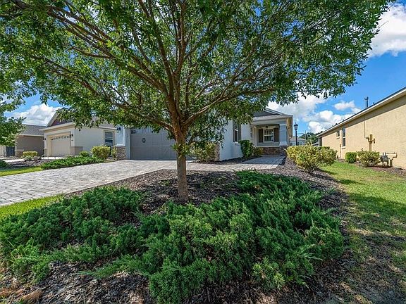 5th image of 10018 SW 98th Ln