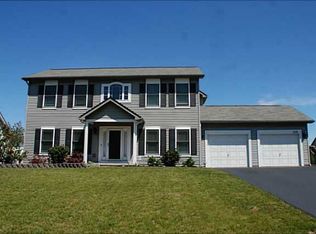 979 Pondbrook Point, Webster, NY 14580