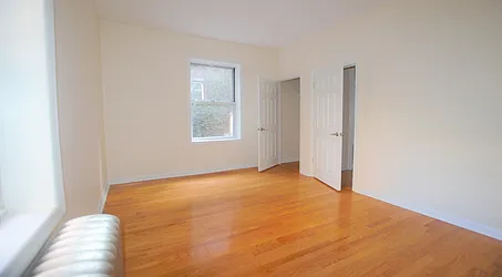 Rented by Manhattan Realty Group