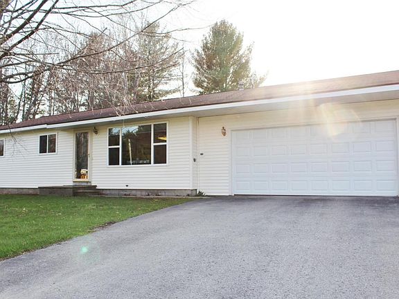2nd image of 3018 Diamond Dr