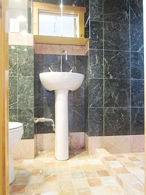 Rented by City Connections Realty | media 9