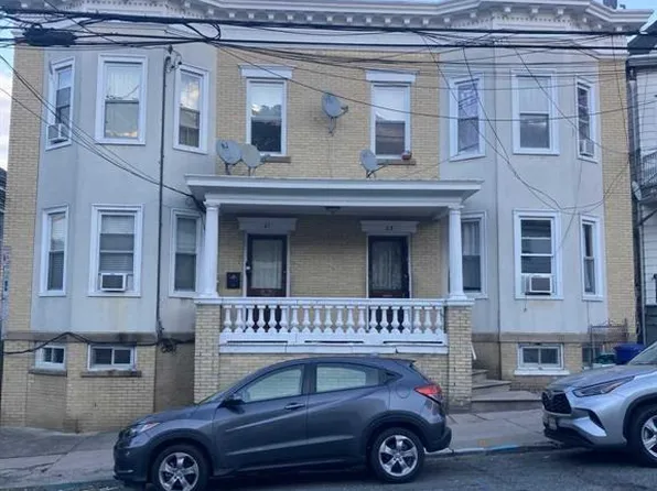 21-23 Rockland St, Paterson, NJ 07501