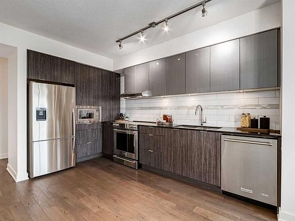 4th image of 930 S 6th Ave SW #3007
