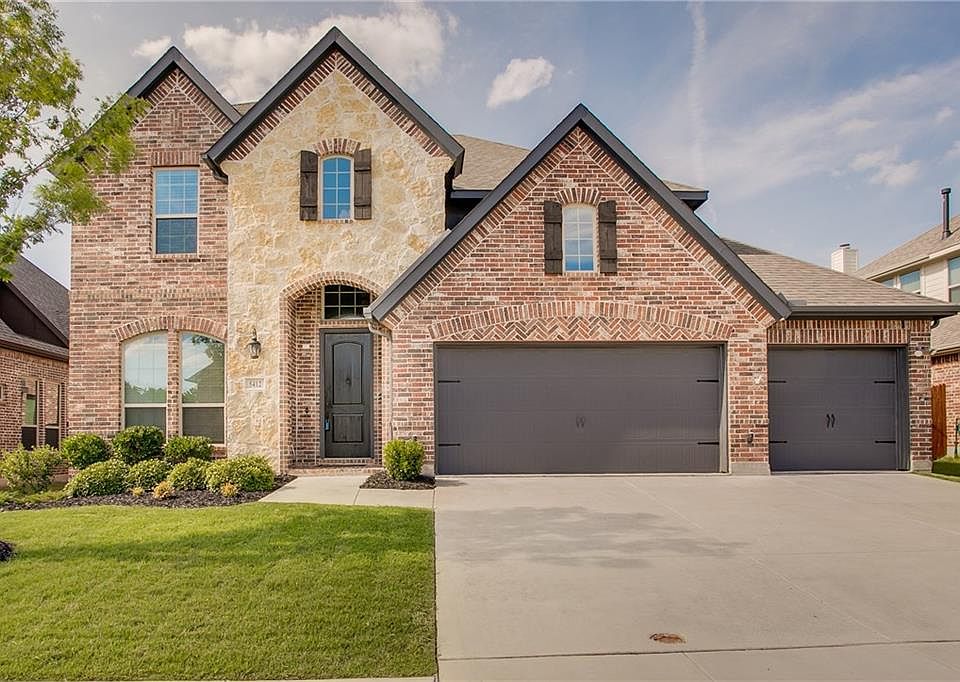 1st image of 5412 Pinewood Dr