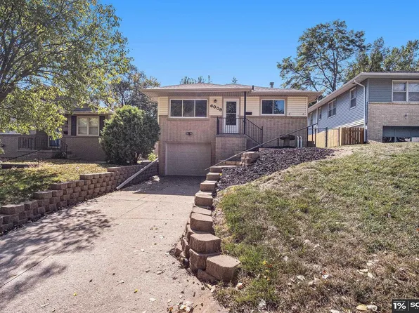 6009 Charles St, Omaha, NE 68132