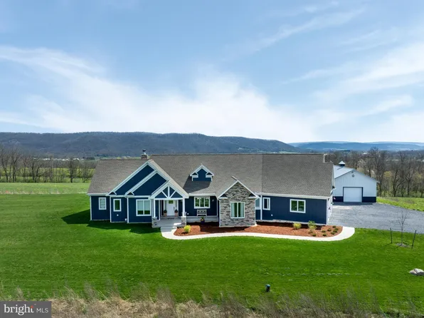 132 Big Hill Ln, Spring Mills, PA 16875
