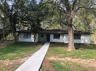 1095 Maplewood Dr, Vidor, TX 77662