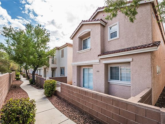 3rd image of 3226 Sunrise Cove Ave