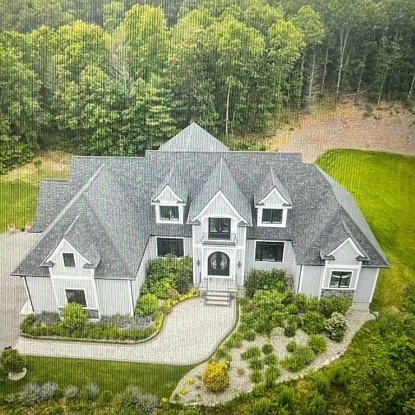 1st image of 18 Keeney Pond Rd
