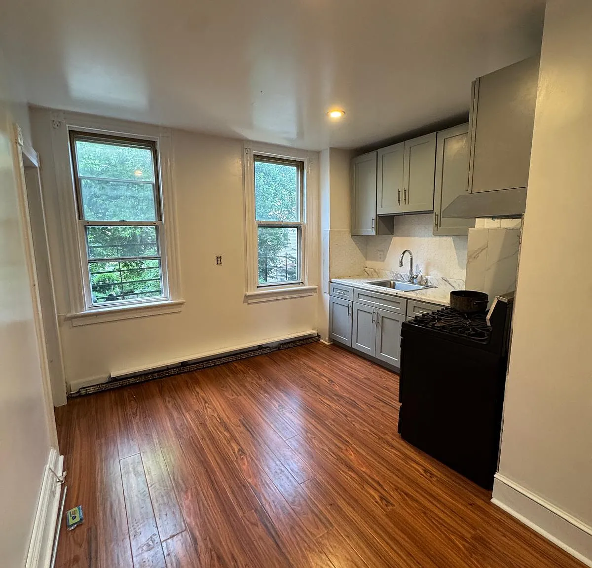 67 Fairview St — Photo 4