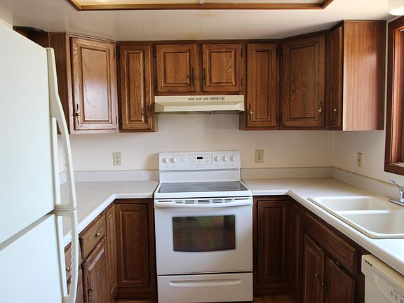 2nd image of 220 CHRISTIANSEN