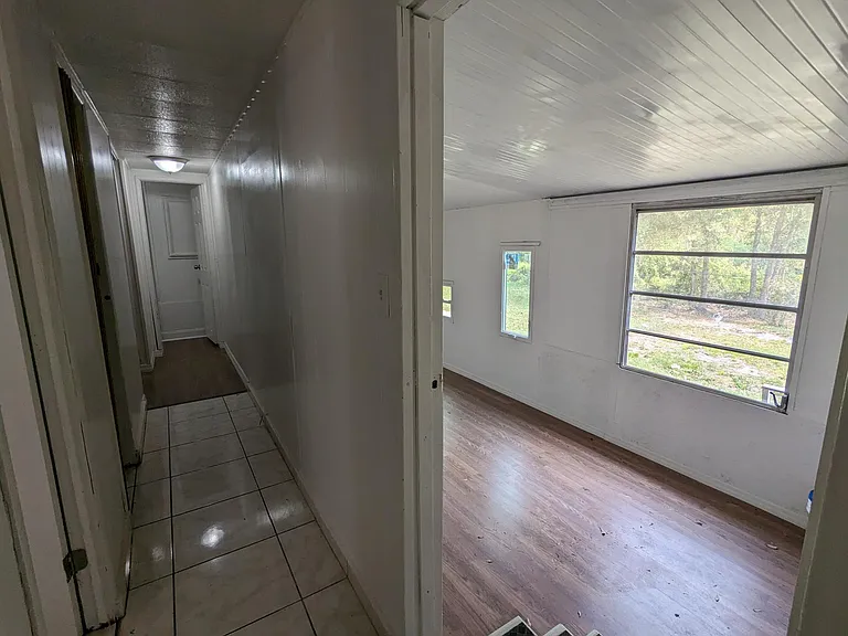 224 Pinehill Ln — Photo 12