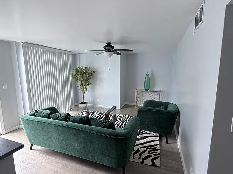 6040 Barton Ave #103 — Photo 9