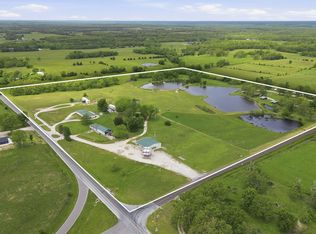 11901 Highway 32, Lebanon, MO 65536