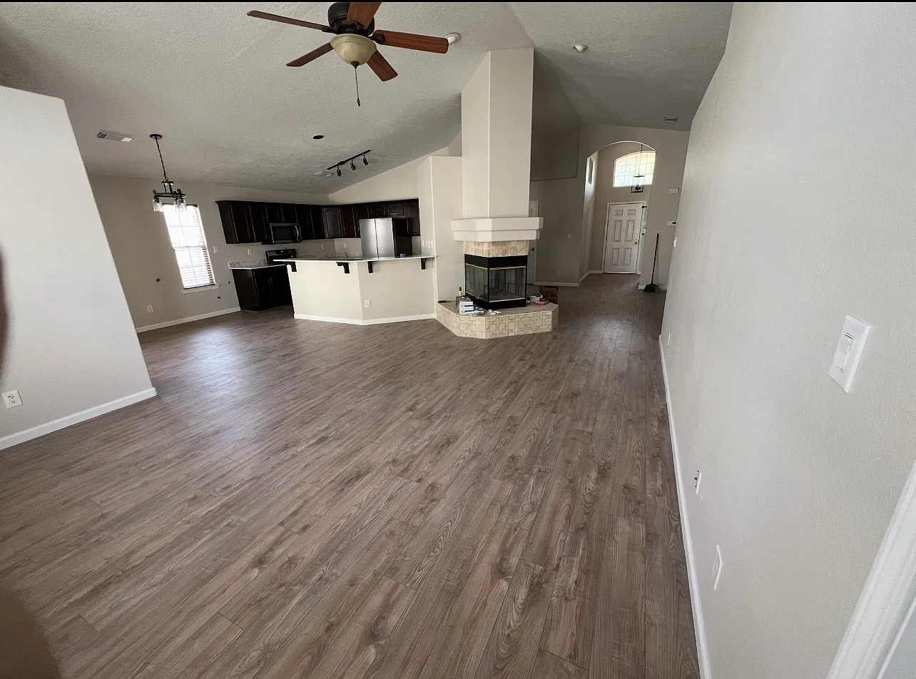 3 bed, 1800 sqft, $2,399 — Photo 4