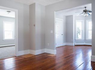 7 Shore Rd #1, Riverside, RI 02915