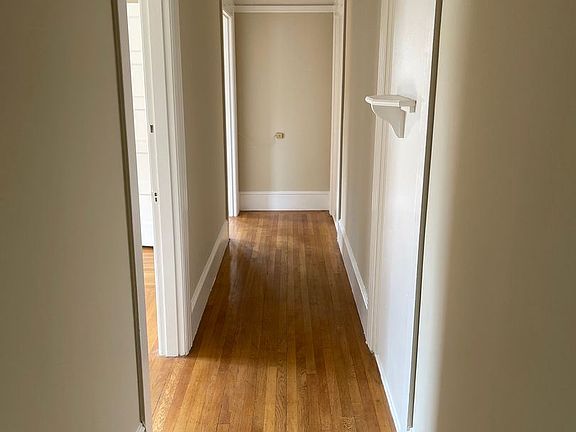 2nd image of 295 8th Ave Unit 2