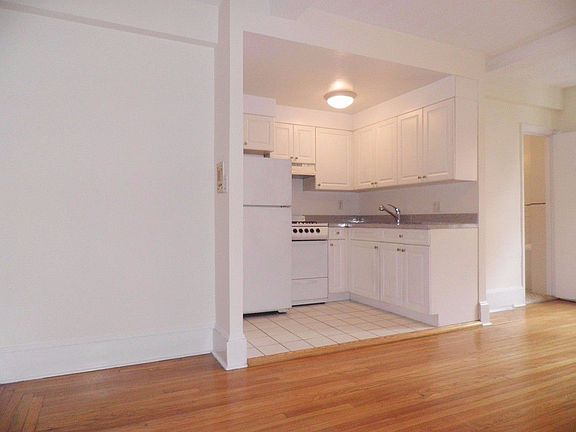 2nd image of 850 Amsterdam Ave APT 4G