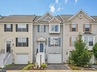 8898 Moat Crossing Pl, Bristow, VA 20136