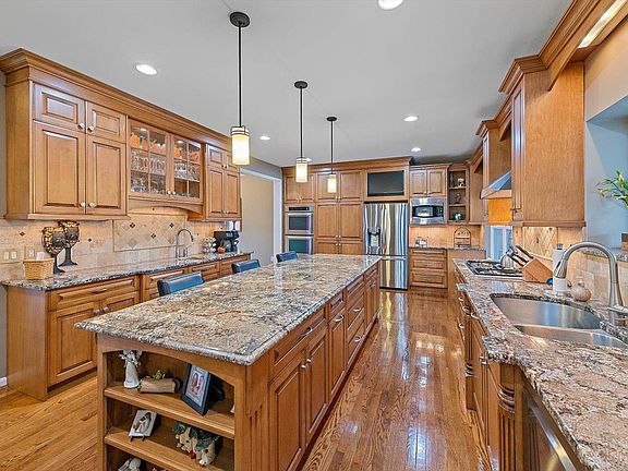 4th image of 7816 Brookfarm Ct