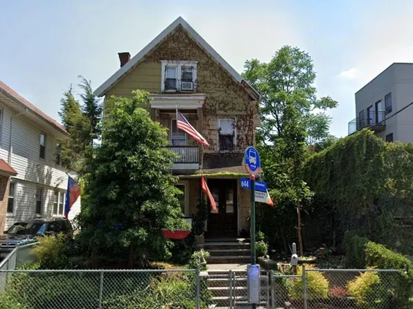 3092 Farragut Road, Brooklyn, NY 11210