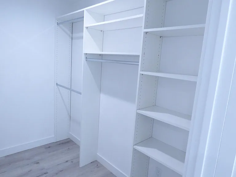947 Wilcox Ave #201 — Photo 11