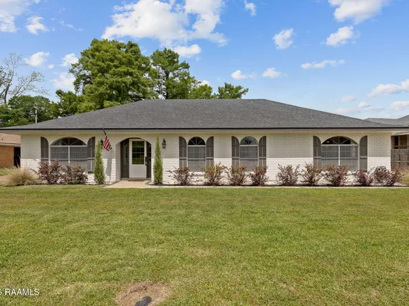 610 E Demanade Dr, Lafayette, LA 70503