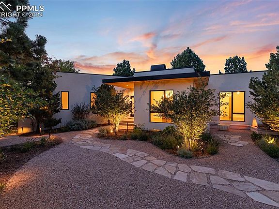2nd image of 3823 Castle Butte Dr