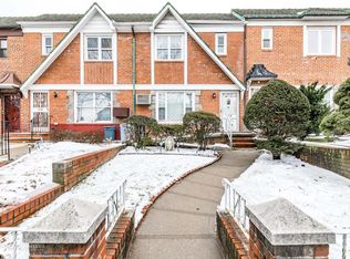 8274 61st Rd, Flushing, NY 11379