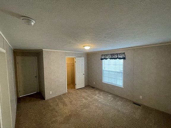 5th image of 516 Courtland Ln #537