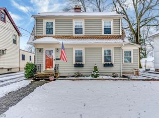 33 S Maple Ave, Springfield, NJ 07081