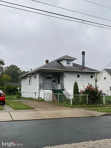 222 Glenwood Ave Photo 1