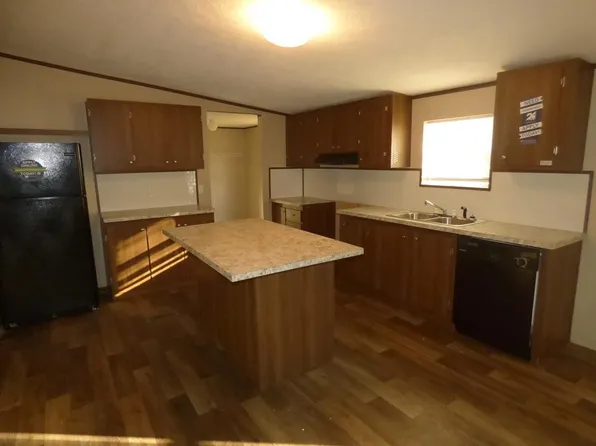 1356 Gloria Trl NE, Brookhaven, MS 39601