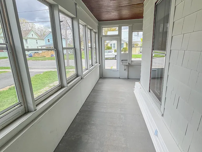 611 Cooper St — Photo 4