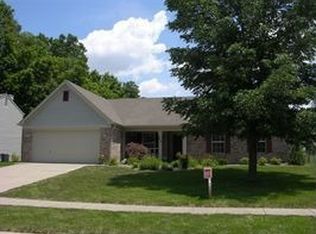 363 Stoneybrook Grove Dr, Greenwood, IN