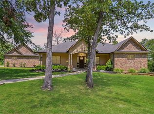 9669 Windsor Ave, Iola, TX 77861