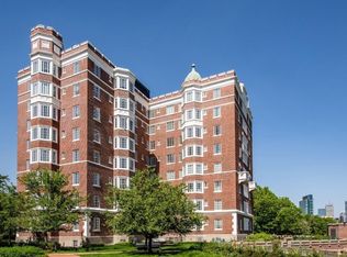 20 Chapel St APT A410, Brookline, MA 02446