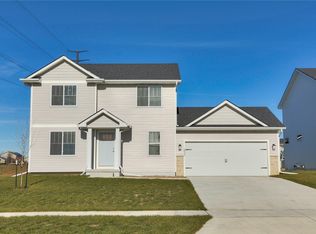 2833 21st St SW, Altoona, IA 50009