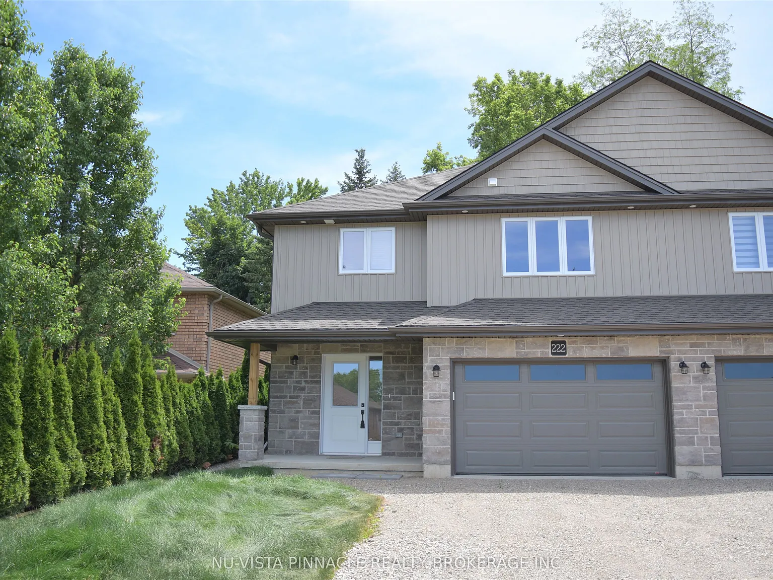 4 bed, $2,700 — Photo 1