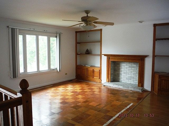 2nd image of 5184 Aldersyde Rd