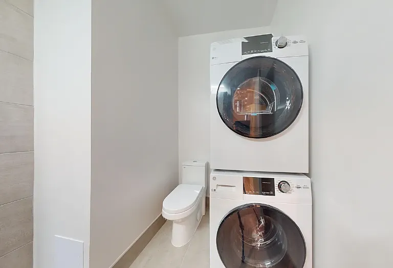 349 E 82nd St #5FW — Photo 5
