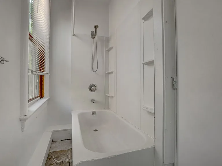 111 Gage St #2 — Photo 9