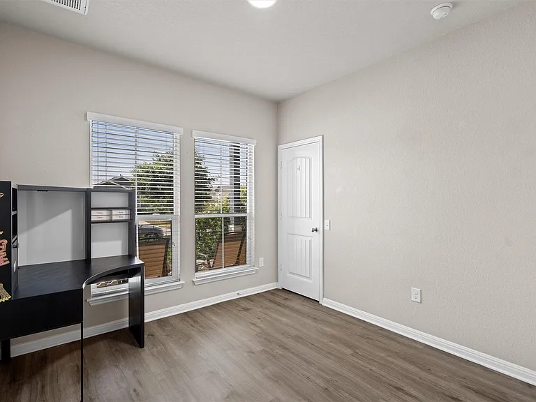 13809 Harrisglenn Dr — Photo 17