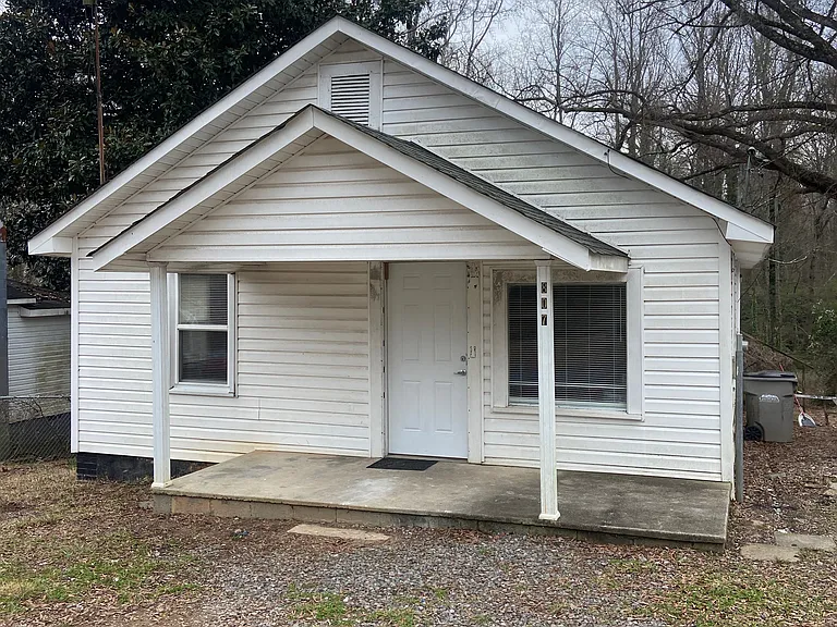 807 Evening Shade Ln — Photo 1