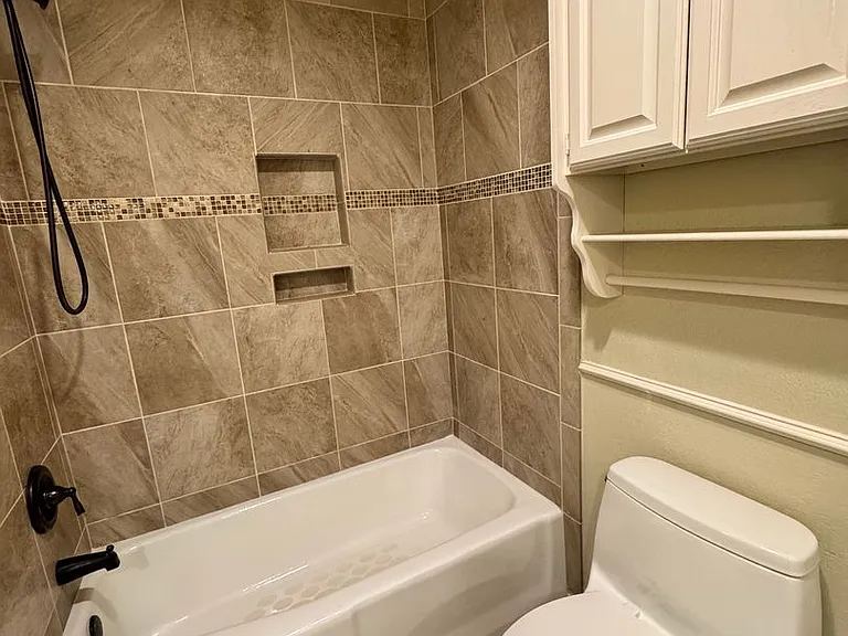 7712 Grover Ave — Photo 28