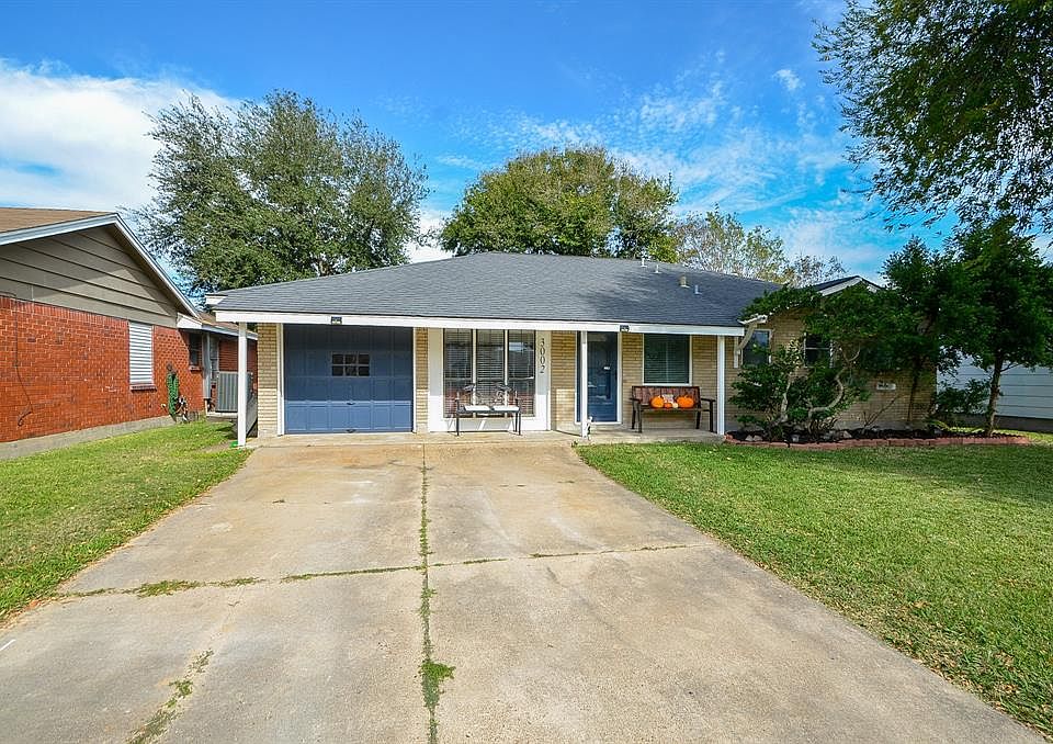 1st image of 3002 Kingston Dr