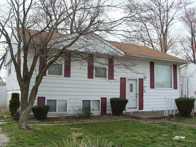 1st image of 680 Fargo St
