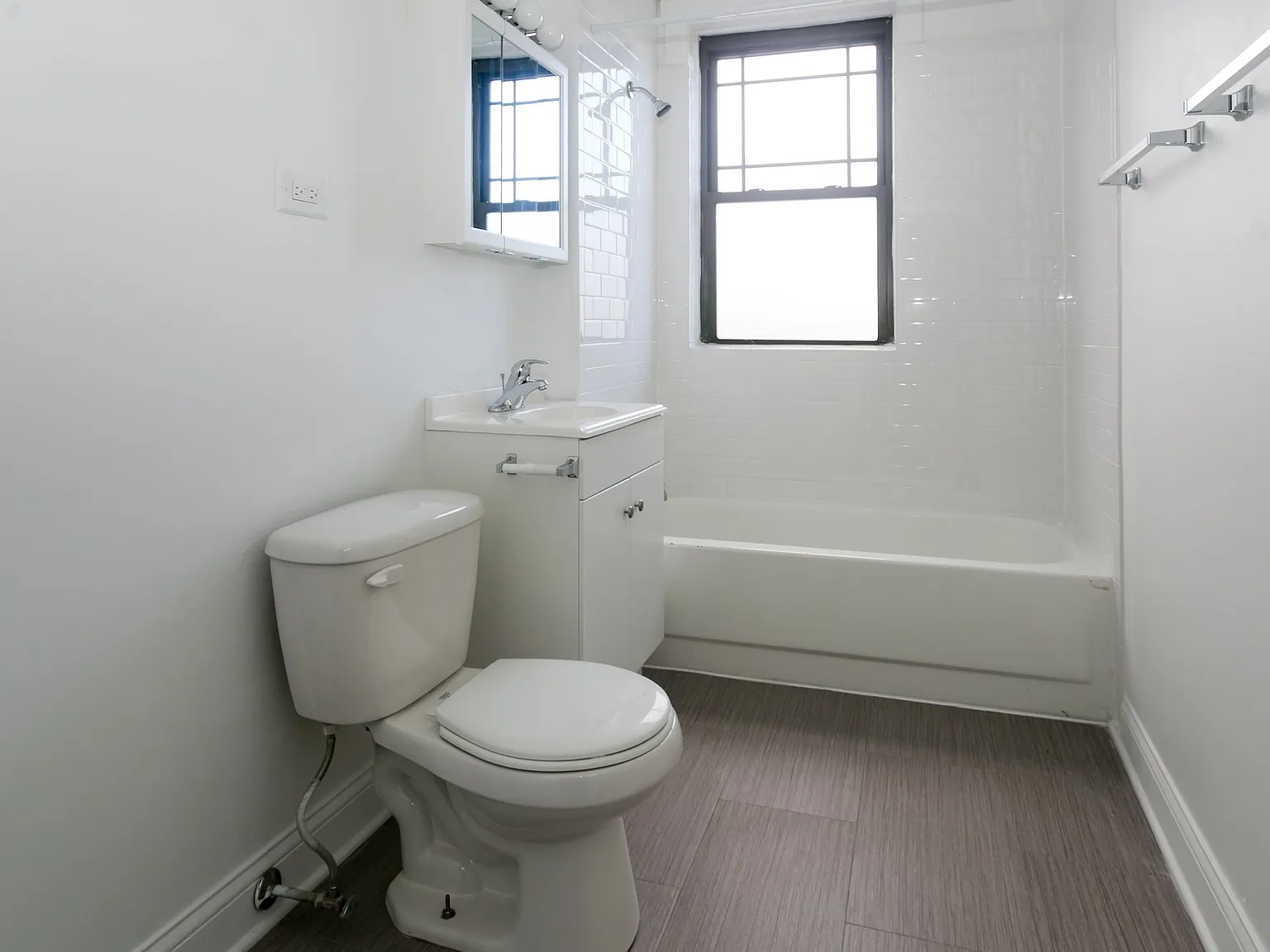 5452 S. Ellis Avenue — Photo 4