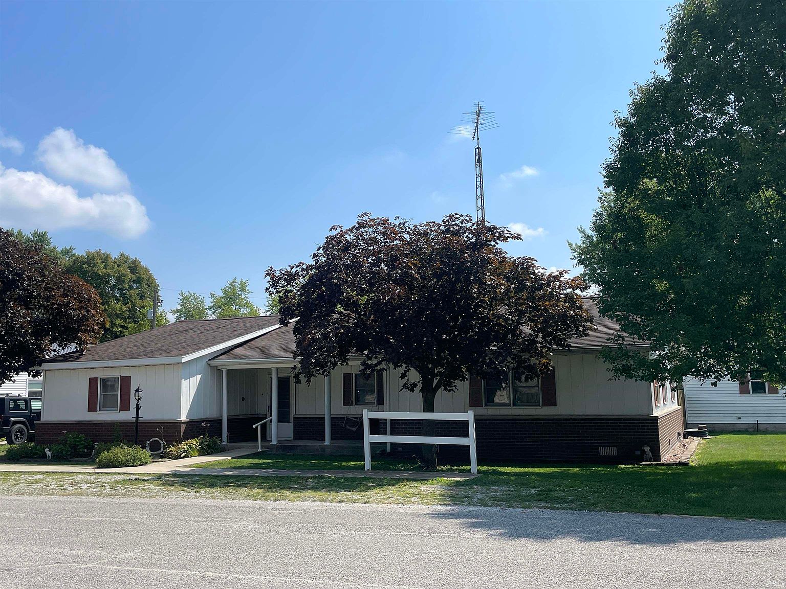 216 N Harrison St, Francesville, IN 47946 MLS 202327822 Zillow